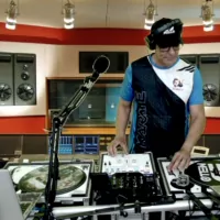 Live On Air by FMWR-SP