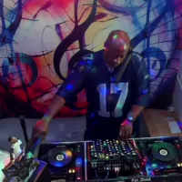 Live On Air by hmul