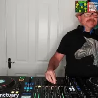 Live On Air by fni